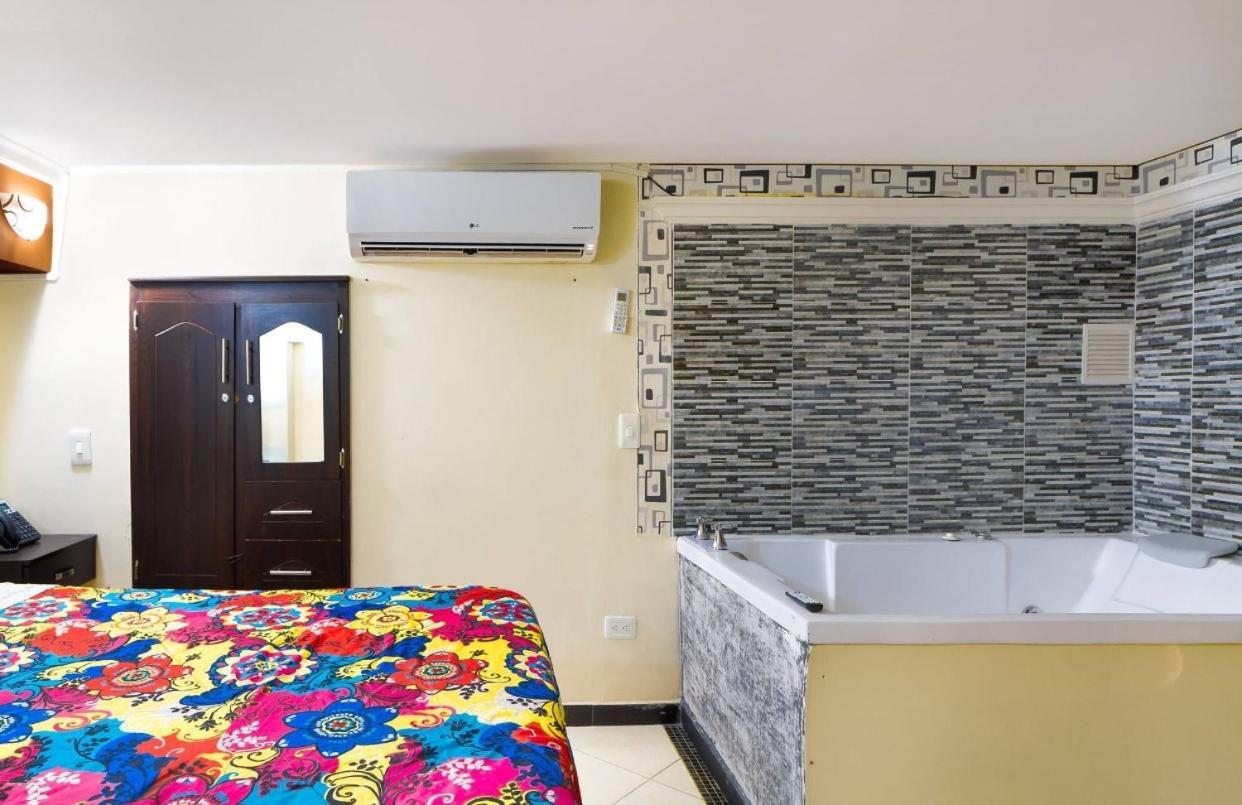 Apartamentos En El Poblado Medellín Buitenkant foto